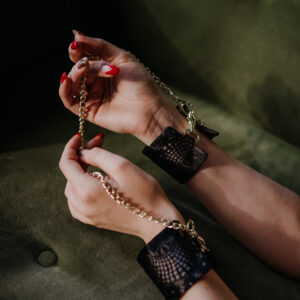 Kajdanki do praktyk BDSM