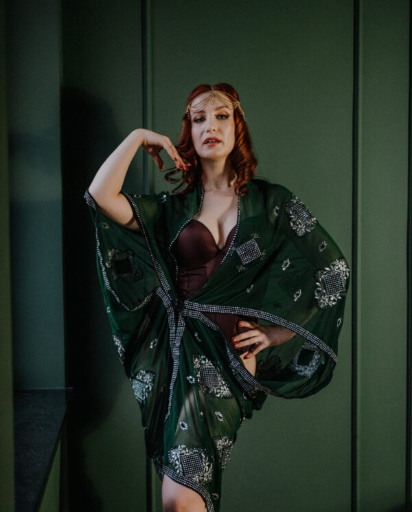 Zmysłowe kimono "Wielkie nadzieje" MIDI