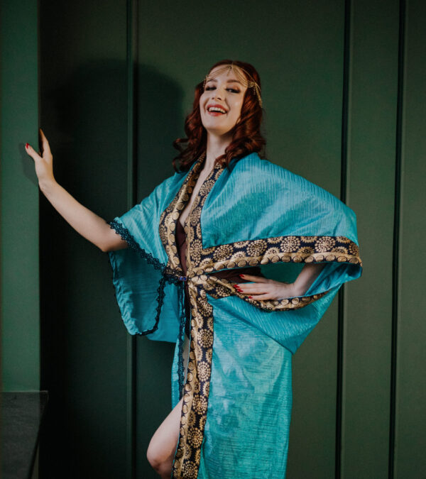 Zwiewne kimono "Zakochani bez pamięci" MIDI