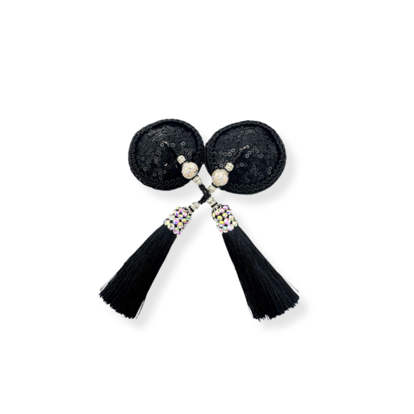 Czarne pasties z perłowymi akcentami