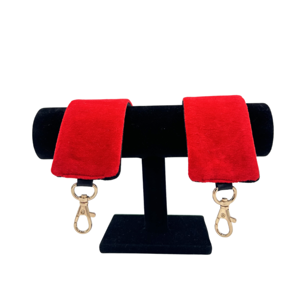 Welurowe kajdanki czerwono-czarne