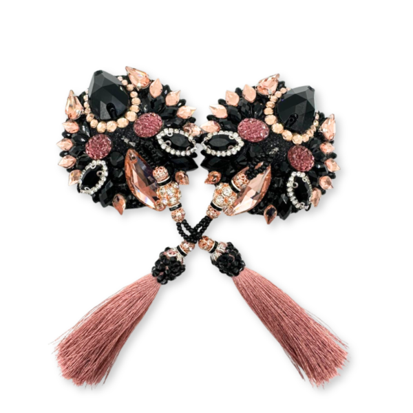 Tajemnicze pasties z akcentami brudnego różu